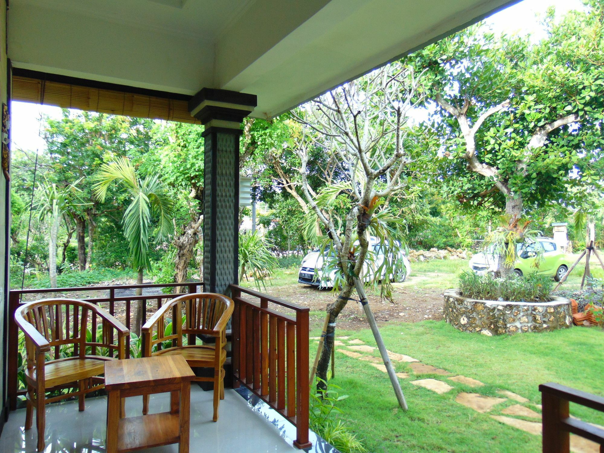 Arumanis Homestay Pecatu  ภายนอก รูปภาพ